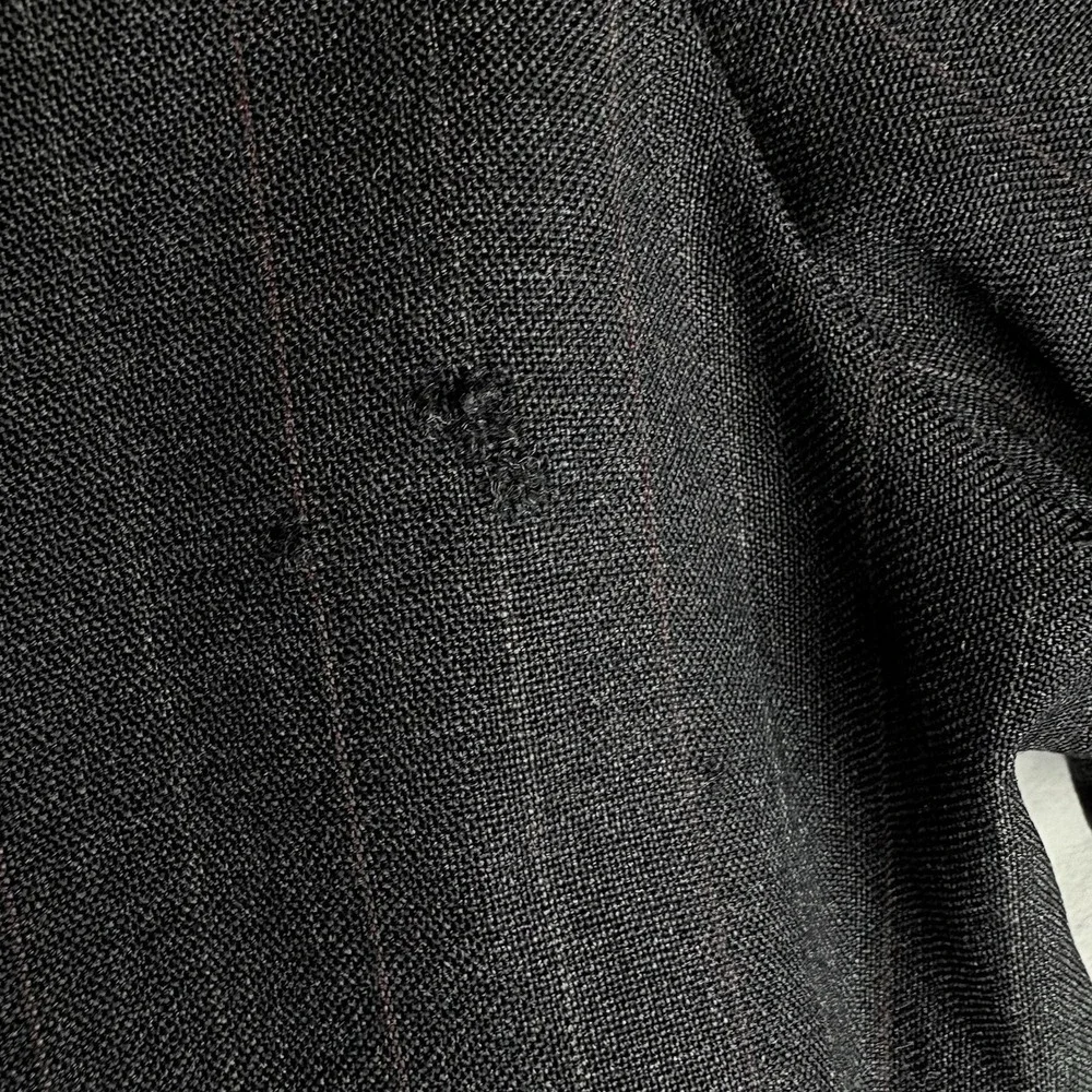 RARE Vintage Southwick 2 Piece Dark Gray Striped  Wool Suit 44R 39x31 Lined Read